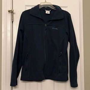 Woman’s Medium Columbia Fleece Jacket